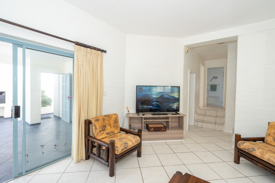 4 Bedroom Property for Sale in Paradise Beach Western Cape